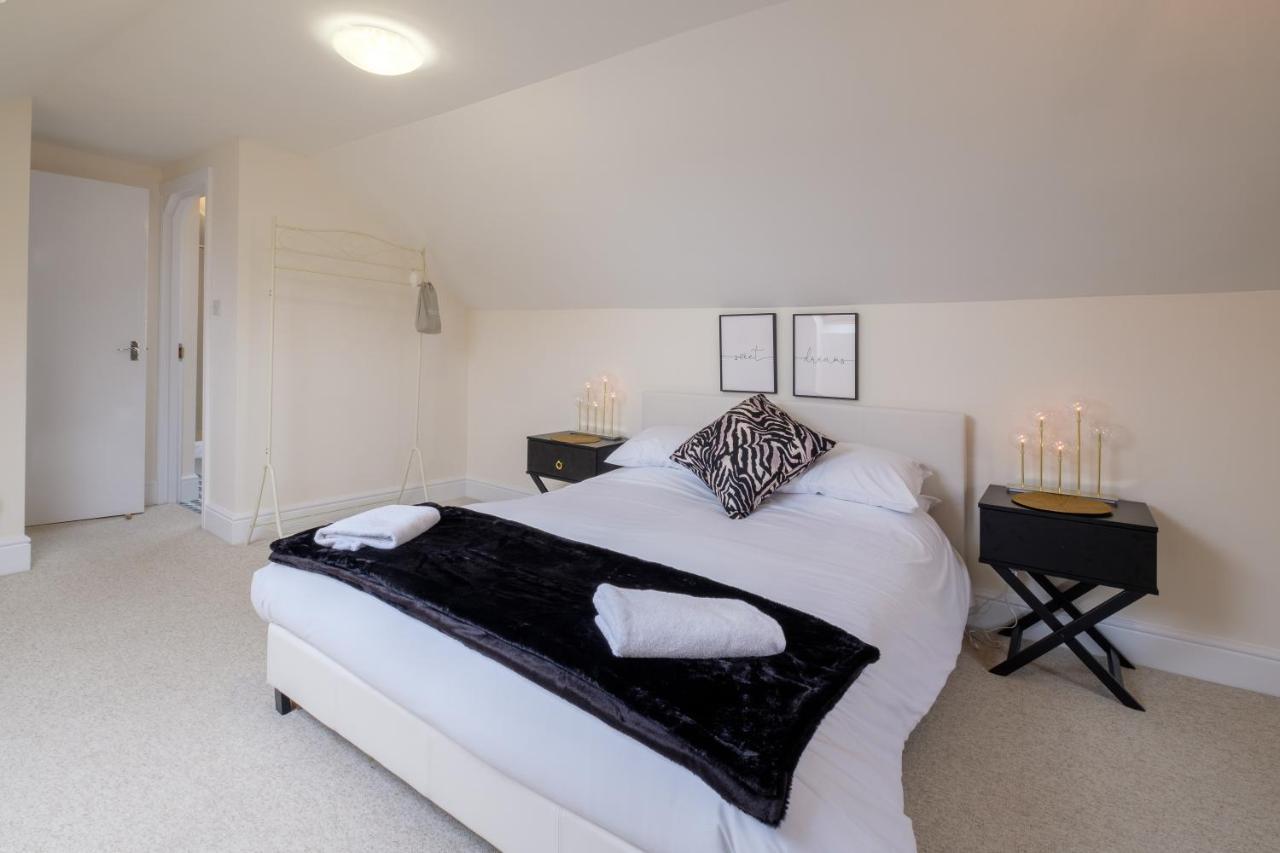 Luxury Living, Stylish Modern Apartment In The Heart Of Ryde Ryde  Exterior foto